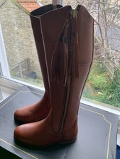 Ladies Tan Leather Riding