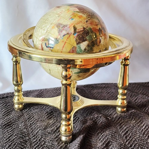 Tabletop gemstone - tabletop, &