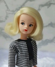 Sindy doll blonde newlook