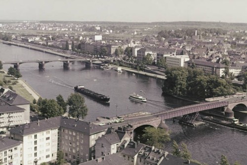 River main frankfurt - main,