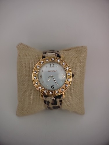 Vintage bombshell wristwatch - bombshell,