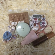 Beautiful Accessory Knitting