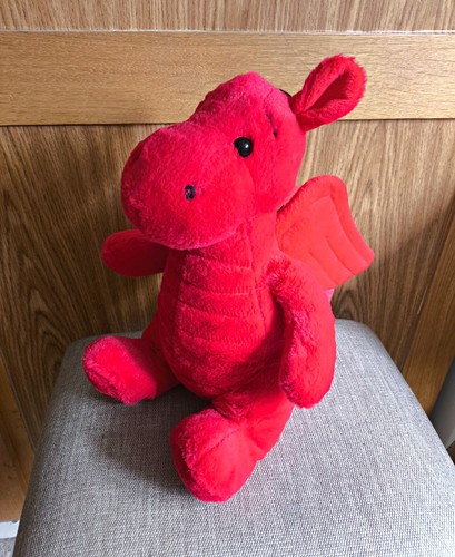 Manav welsh red - manav, dragon
