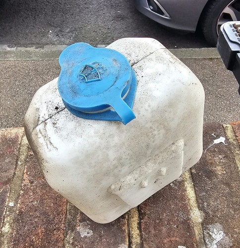 Mgf windscreen washer - windscreen,