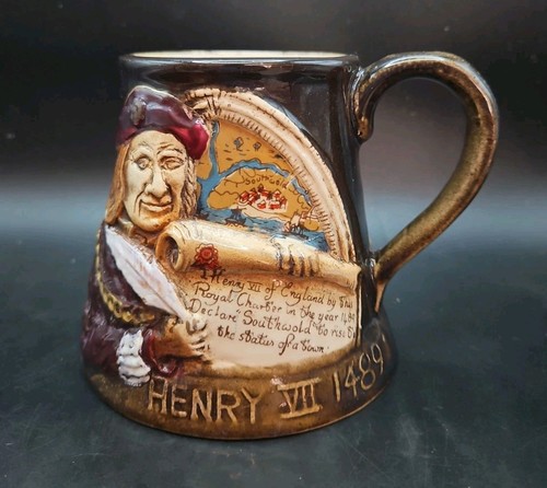 Great yarmouth pottery hand - great,