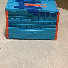 Hot Wheels Race Crate Track