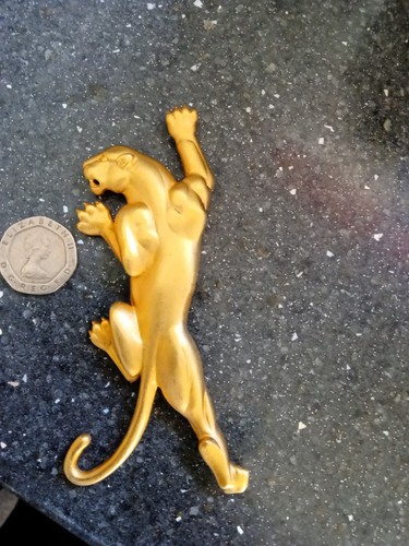 Vintage signed brooch - jj, puma