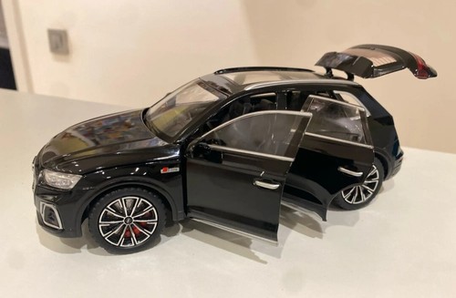 Diecast audi q5 sline - 1/24,