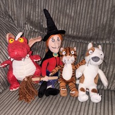 Room on the Broom, Plush Toys
