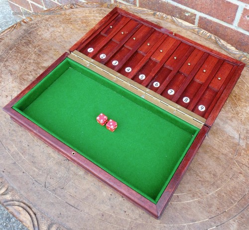 Vintage mahogany pub - , game