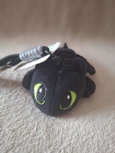 Dragon from how train - how,
