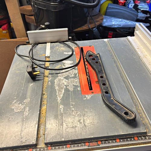 Black decker bes720 230v - bes720,