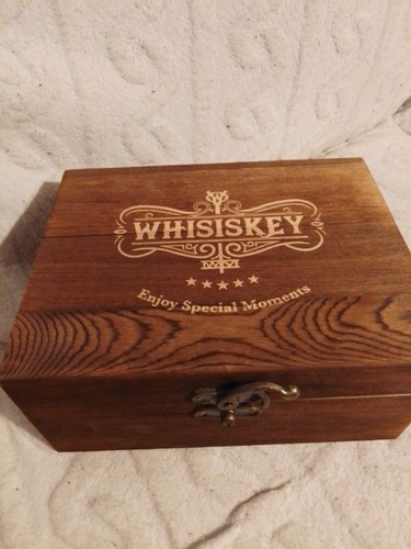 Whisiskey wooden box - wooden,