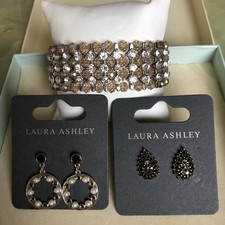 Laura Ashley  2 Pairs New