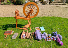 spinning wheel and accesories