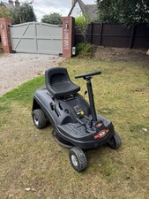 Ride-on lawnmower