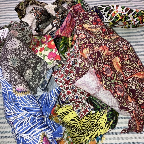Liberty london scraps of - liberty,