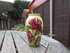 MOORCROFT  POTTERY  HIBISCUS