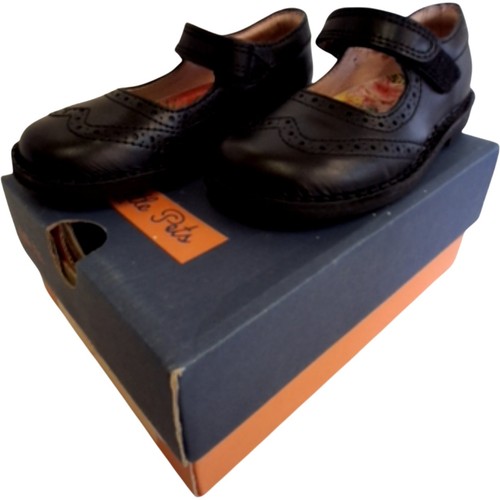 Little pets black - brogue, mary