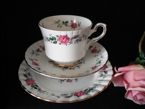 Royal stafford pink roses - royal,