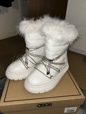 Steve Madden Ice Storm Snow
