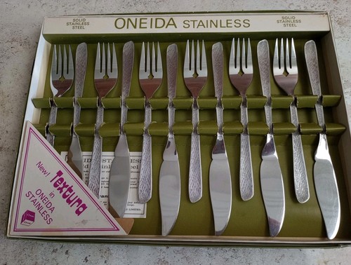 Oneida textura fish cutlery - fish,