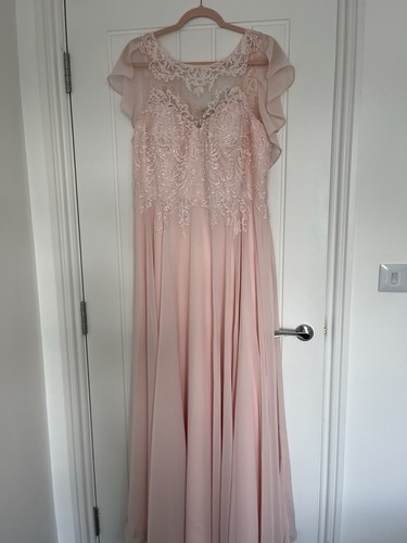 Beautiful unworn bridesmaids - unworn,