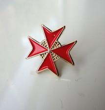 Pre-Owned Freemason Order of Malta Red Cross Pin Badge Knights Templar