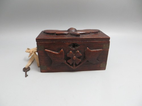Interesting small carved oak - small,
