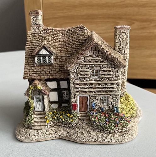 Lilliput lane pear tree - -,