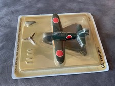 GE Fabbri Mitsubishi A6M5 Zero 1:100  Model Aircraft pre-owned sealed with stand