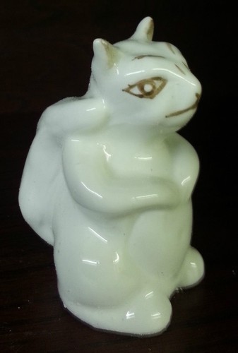 Coalport white squirrel - coalport,