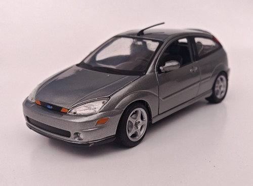 Burago ford focus svt 1 - ford,