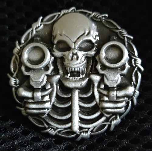 Skull metal pin badge brooch - skull,