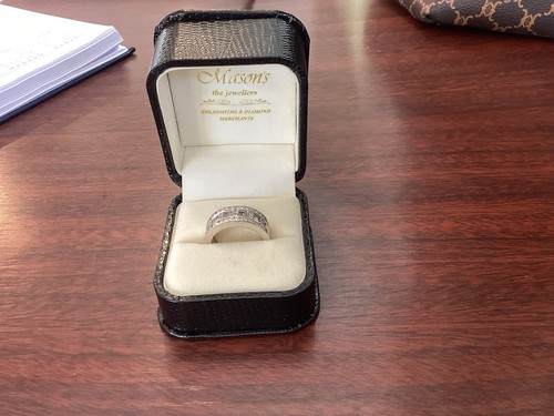 Beautiful silver diamond - silver,