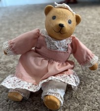 Vintage Miniature Russ Porcelain Bear – Taiwan R.O.C