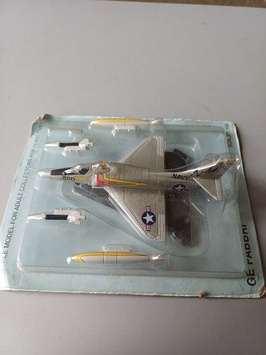 Fabbri diecast aircraft - aircraft, 1:100