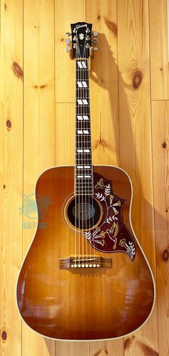 Gibson hummingbird standard - gibson,