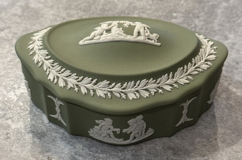 Vintage wedgewood jasperware