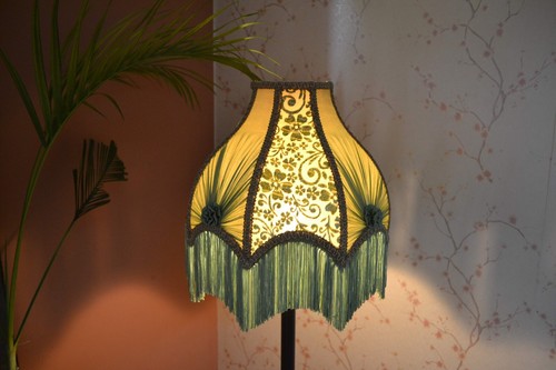 Lampshade scallop green