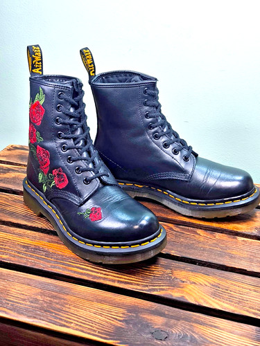Martens the original vonda - martens,