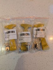 VW T2 Bay 19674 - 1974 Westfalia Roof Toggle With Centre Bracket 231068013A