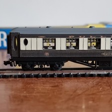 Graham Farish N Gauge 0656 Pullman Brake End Composite Diner Rita Boxed