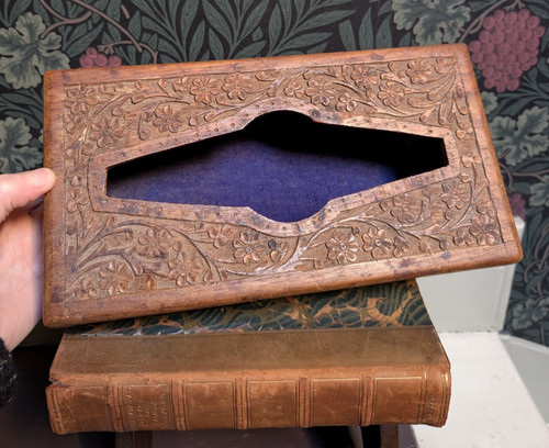 Floral handcarved wooden - handcarved,