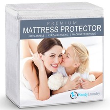 Waterproof Mattress Protector – Breathable, Machine-Washable Mattress Cover –...