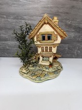 large Pendelfin Castle Tavern With Foliage Very Good Condition No Box