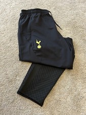 Tottenham Nike Strike Black Bottoms Size Large