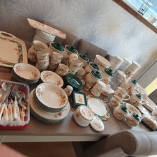 Vintage, Cloverleaf, peaches and cream kitchen items