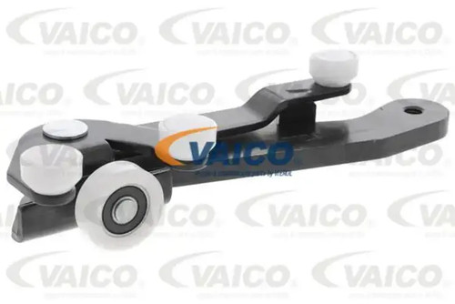 Sliding door roller guide