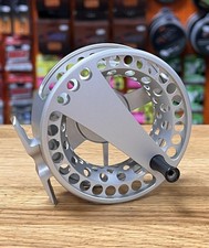 Lamson waterworks speedster trout fly fishing reel silver/grey UNUSED 3.75"